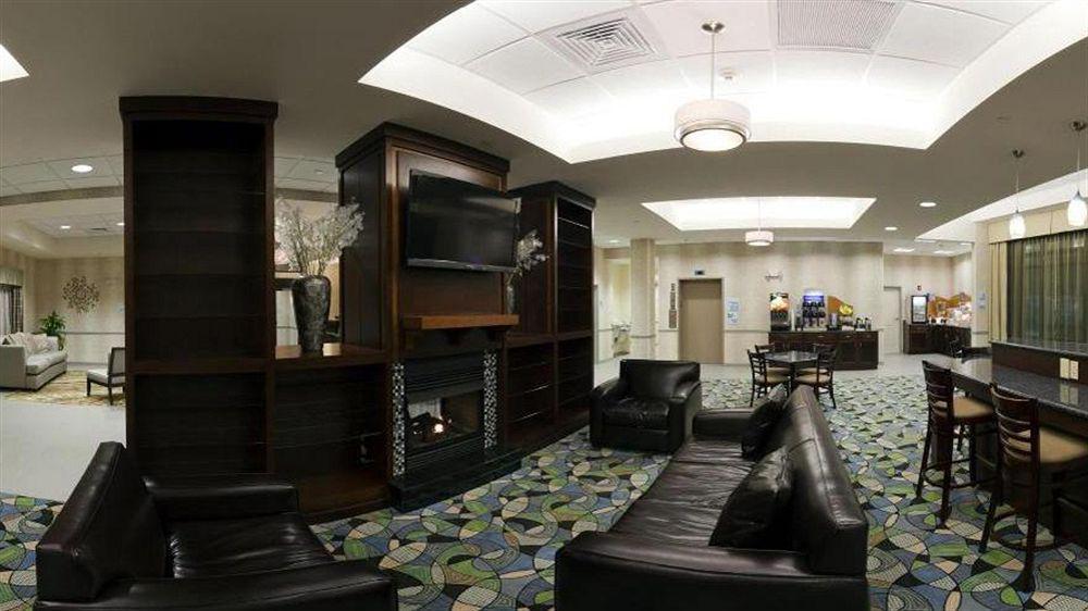 Comfort Inn & Suites Plainville-Foxboro Екстериор снимка