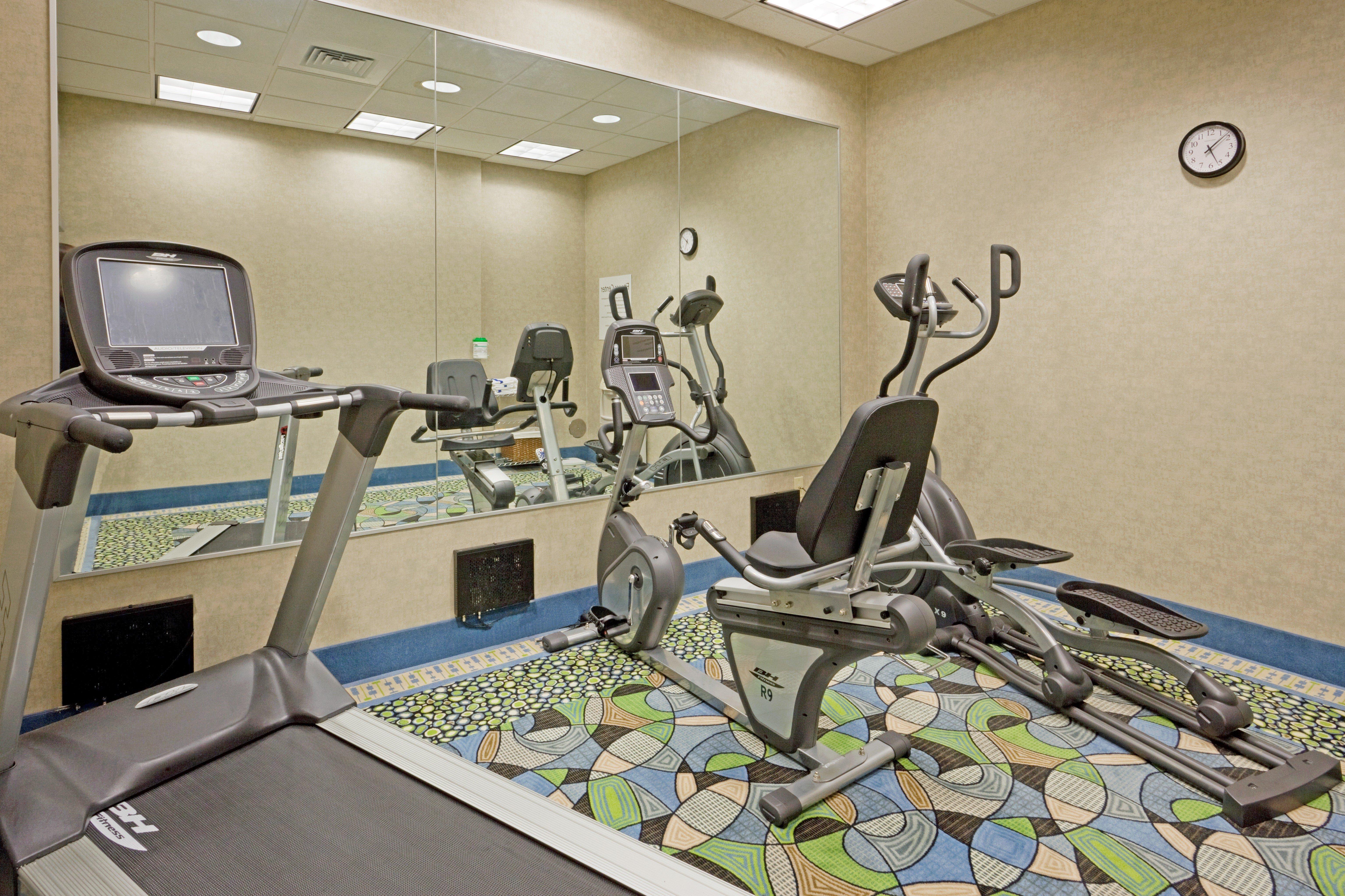Comfort Inn & Suites Plainville-Foxboro Екстериор снимка